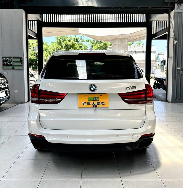 BMW寶馬 X5 XDRIVE25D  第4張相片