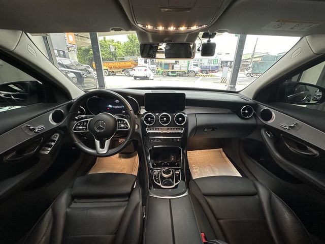 M-BENZ賓士 C200  第5張相片