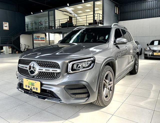M-BENZ賓士 GLB200  第1張相片