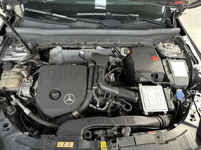 M-BENZ賓士 GLB200  第6張相片