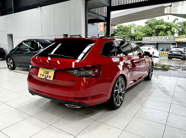 SKODA司科達 SUPERB COMBI  第2張相片
