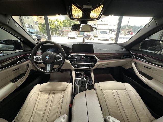 BMW寶馬 530I  第5張相片