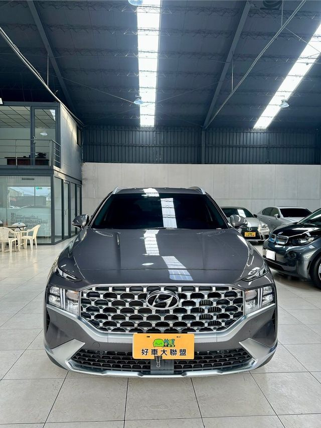 HYUNDAI現代 SANTA FE  第3張相片