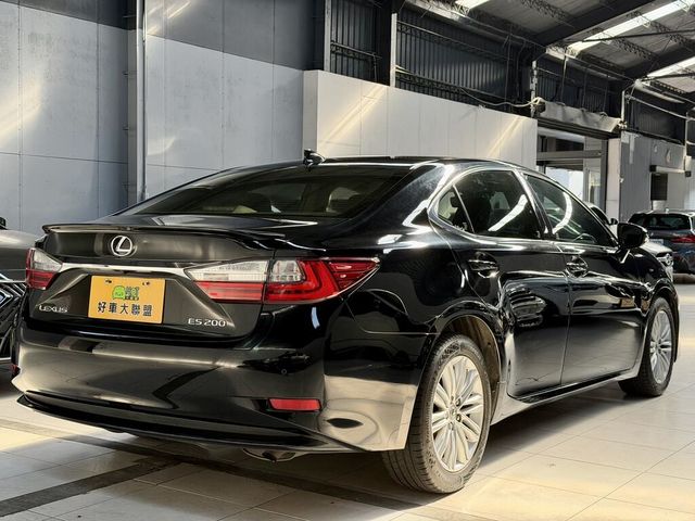 LEXUS凌志 ES200  第2張相片