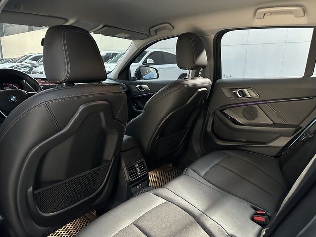 BMW寶馬 118I  第6張相片