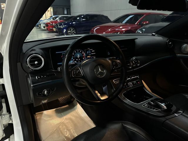 M-BENZ賓士 E300  第5張相片