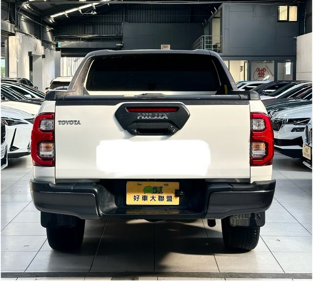 TOYOTA豐田 HILUX  第4張相片