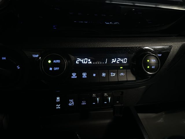 TOYOTA豐田 HILUX  第6張相片