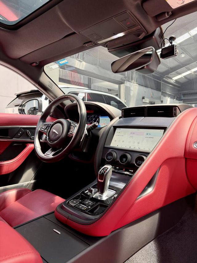 JAGUAR捷豹 F-TYPE  第6張相片