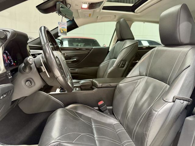 LEXUS凌志 ES300H  第6張相片