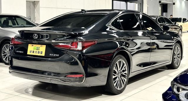 LEXUS凌志 ES250  第2張相片