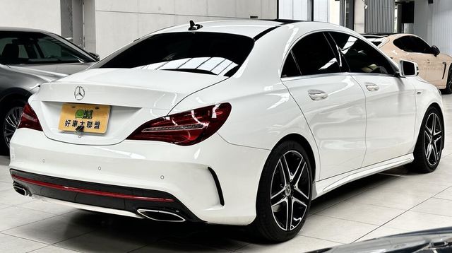 M-BENZ賓士 CLA250  第2張相片