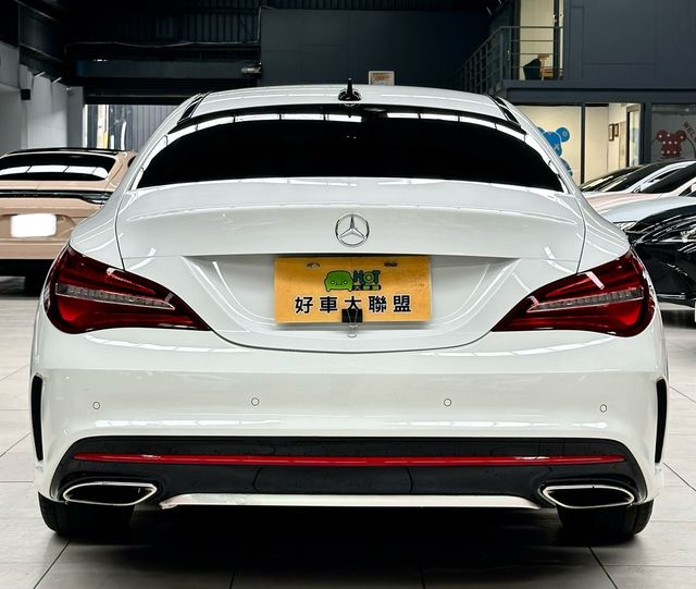 M-BENZ賓士 CLA250  第4張相片