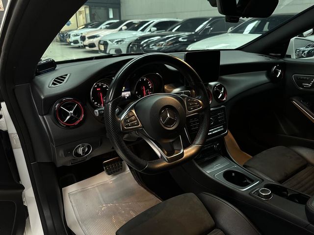 M-BENZ賓士 CLA250  第5張相片