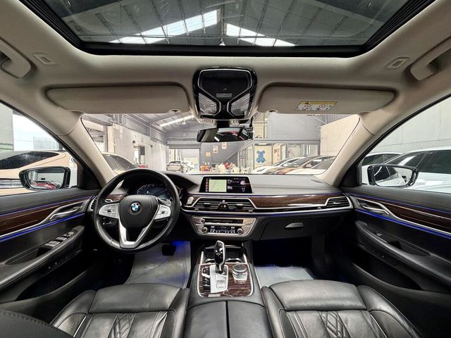 BMW寶馬 730I  第5張相片