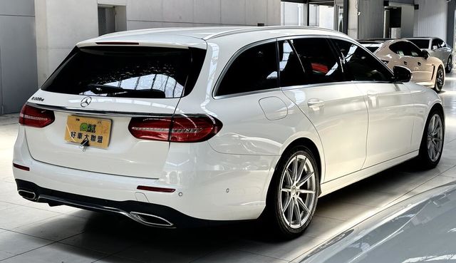 M-BENZ賓士 E220D ESTATE  第2張相片