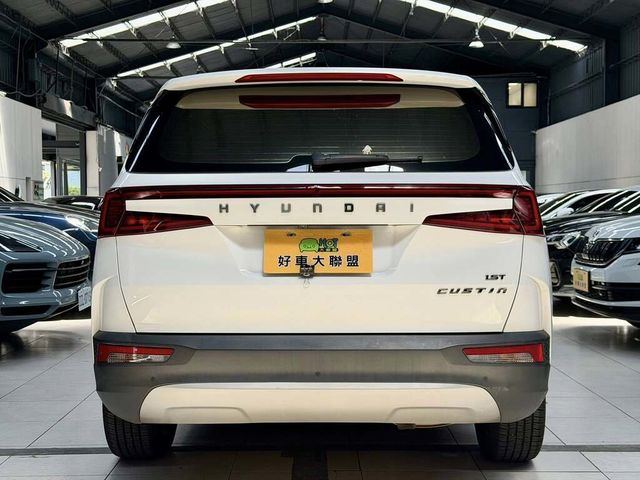 HYUNDAI現代 CUSTIN  第4張相片