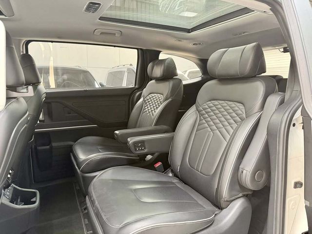 HYUNDAI現代 CUSTIN  第6張相片