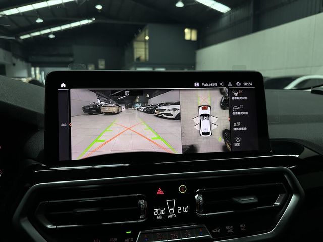 BMW寶馬 X4 XDRIVE20I  第6張相片