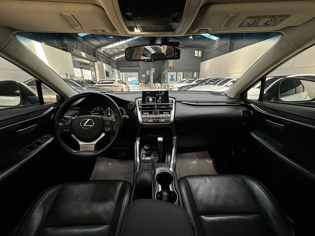 LEXUS凌志 NX200T  第5張相片