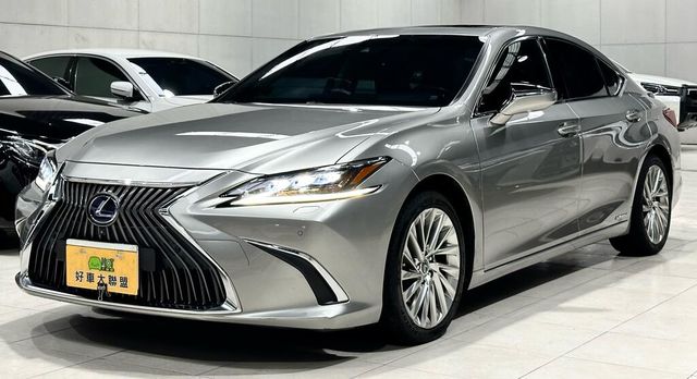 LEXUS凌志 ES300H  第1張相片