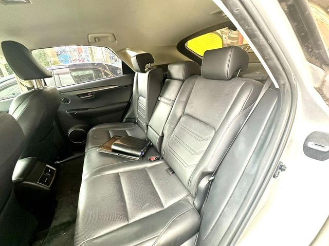 LEXUS凌志 NX300H  第5張相片