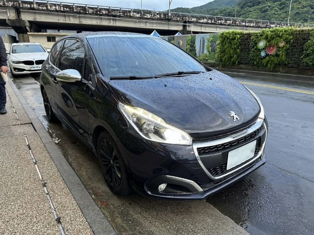 PEUGEOT寶獅 208  第1張相片
