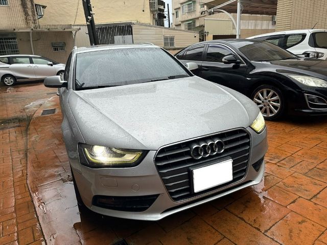 AUDI奧迪 A4 AVANT  第6張相片