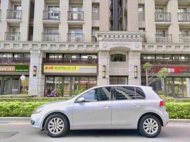 VOLKSWAGEN福斯 GOLF  第9張相片