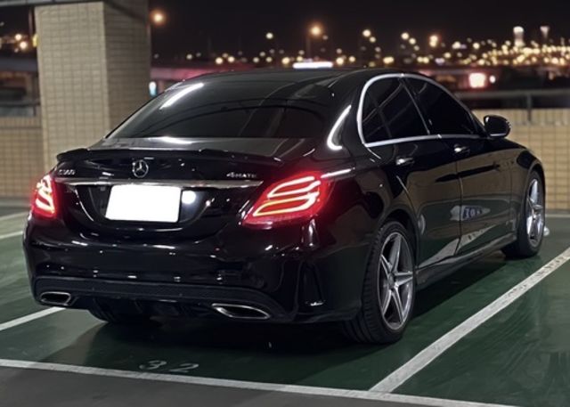 M-BENZ賓士 C300  第2張相片