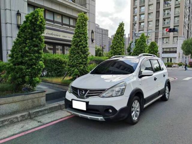 NISSAN日產 LIVINA  第2張相片