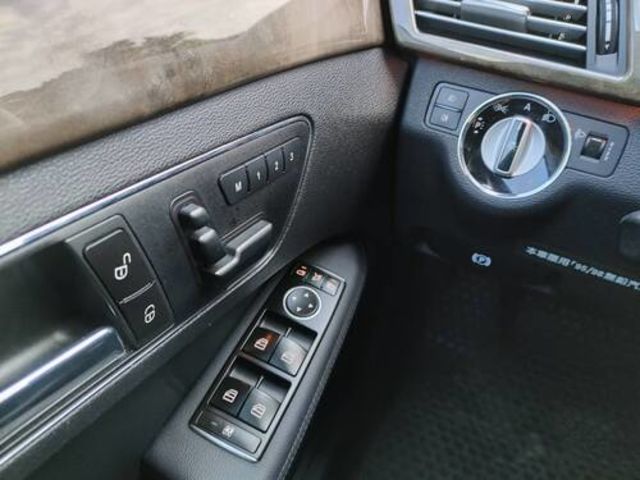 M-BENZ賓士 E300  第3張相片