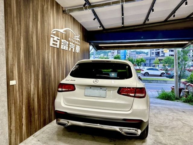 M-BENZ賓士 GLC300  第3張相片