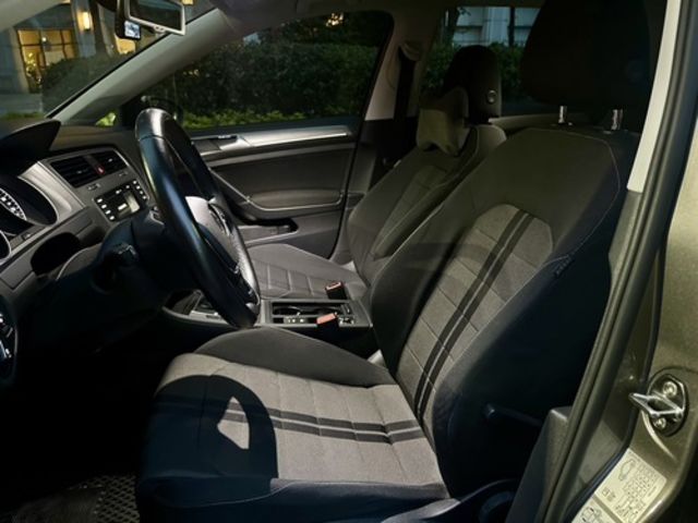 VOLKSWAGEN福斯 GOLF  第5張相片