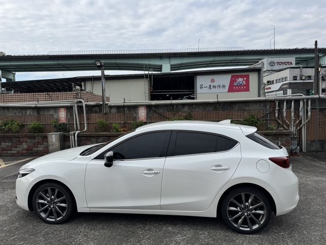 MAZDA馬自達 MAZDA 3  第5張相片