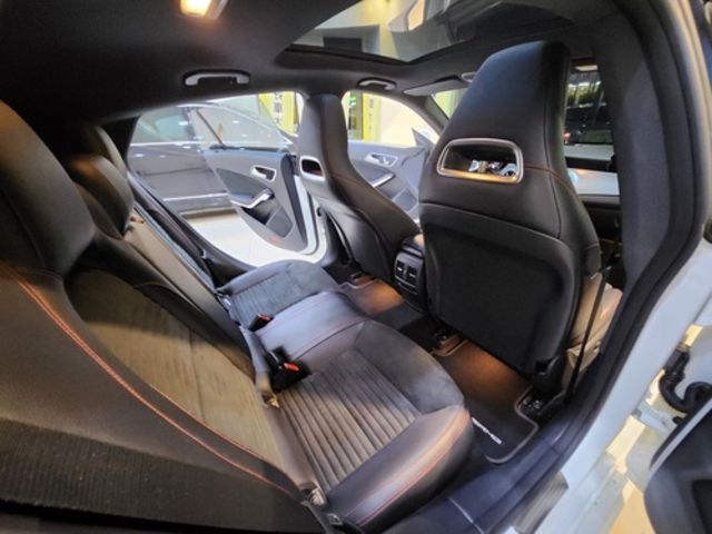 M-BENZ賓士 CLA250 SHOOTING BRAKE  第8張相片