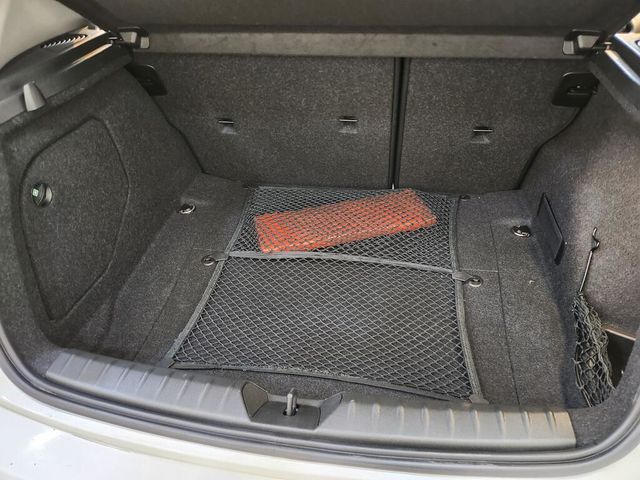 BMW寶馬 116I  第13張相片
