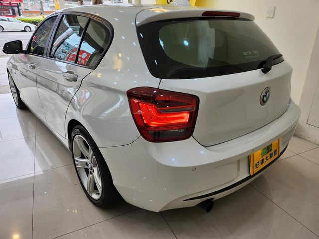 BMW寶馬 116I  第21張相片