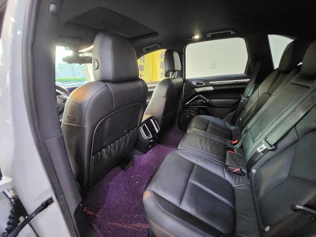 PORSCHE保時捷 CAYENNE  第9張相片