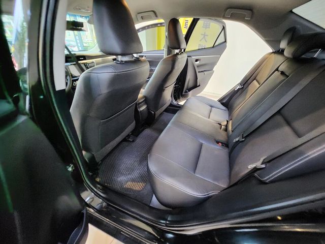 TOYOTA豐田 ALTIS  第8張相片