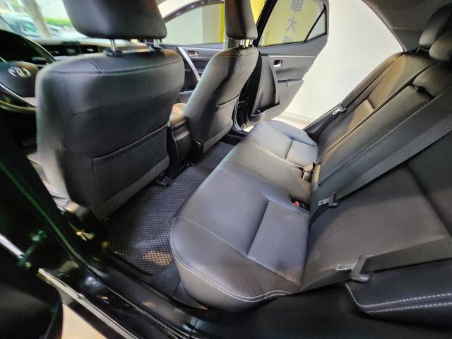 TOYOTA豐田 ALTIS  第9張相片