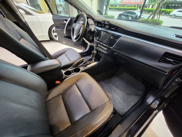 TOYOTA豐田 ALTIS  第13張相片