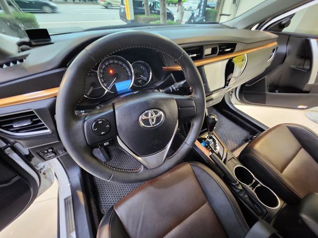 TOYOTA豐田 ALTIS  第6張相片
