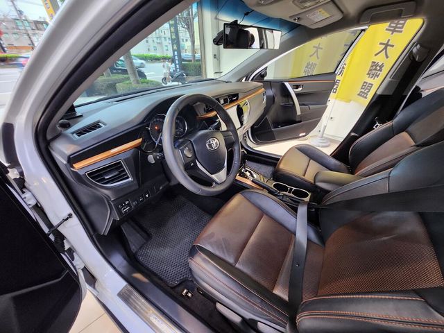 TOYOTA豐田 ALTIS  第8張相片