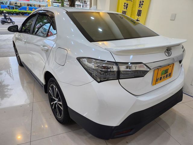 TOYOTA豐田 ALTIS  第15張相片