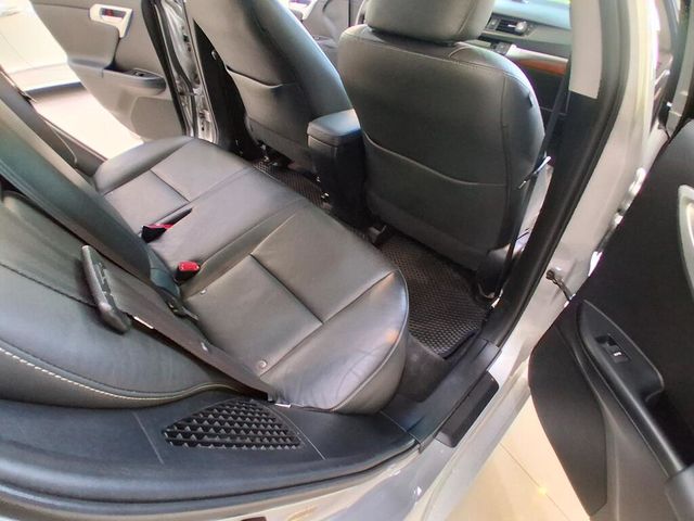 LEXUS凌志 CT200H  第7張相片