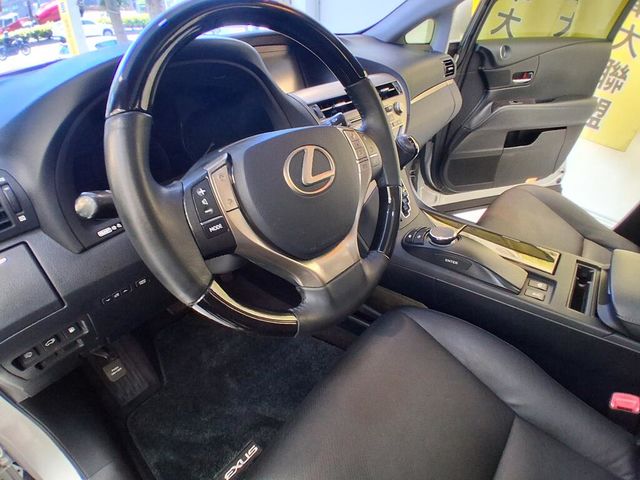 LEXUS凌志 RX450H  第9張相片