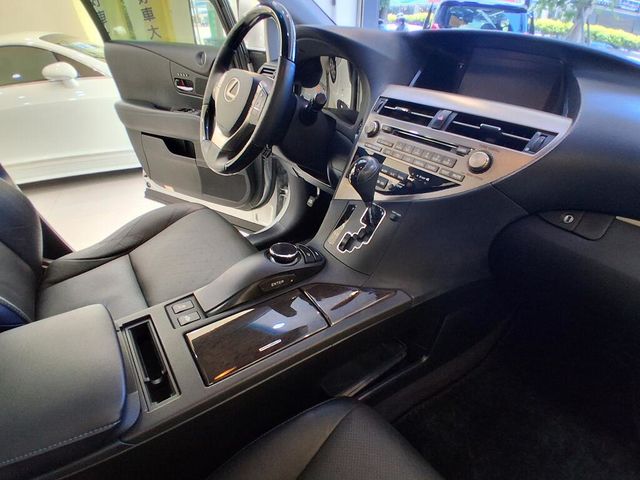 LEXUS凌志 RX450H  第10張相片