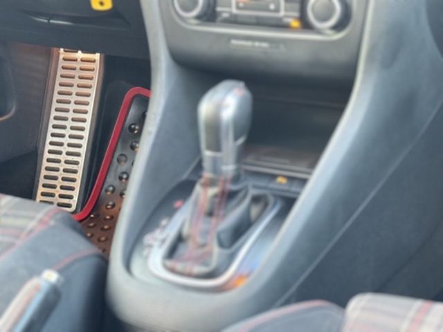 VOLKSWAGEN福斯 GOLF GTI  第14張相片