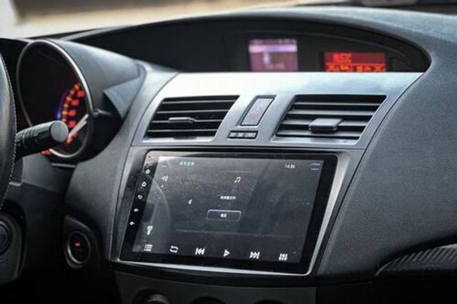 MAZDA馬自達 MAZDA 3  第9張相片